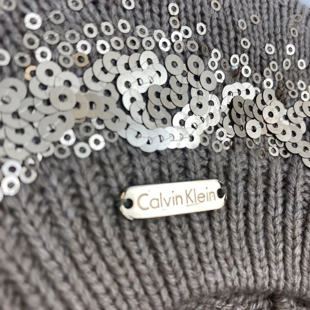 CALVIN KLEIN Beret with sequence 1064 A2KH1328 in Taupe